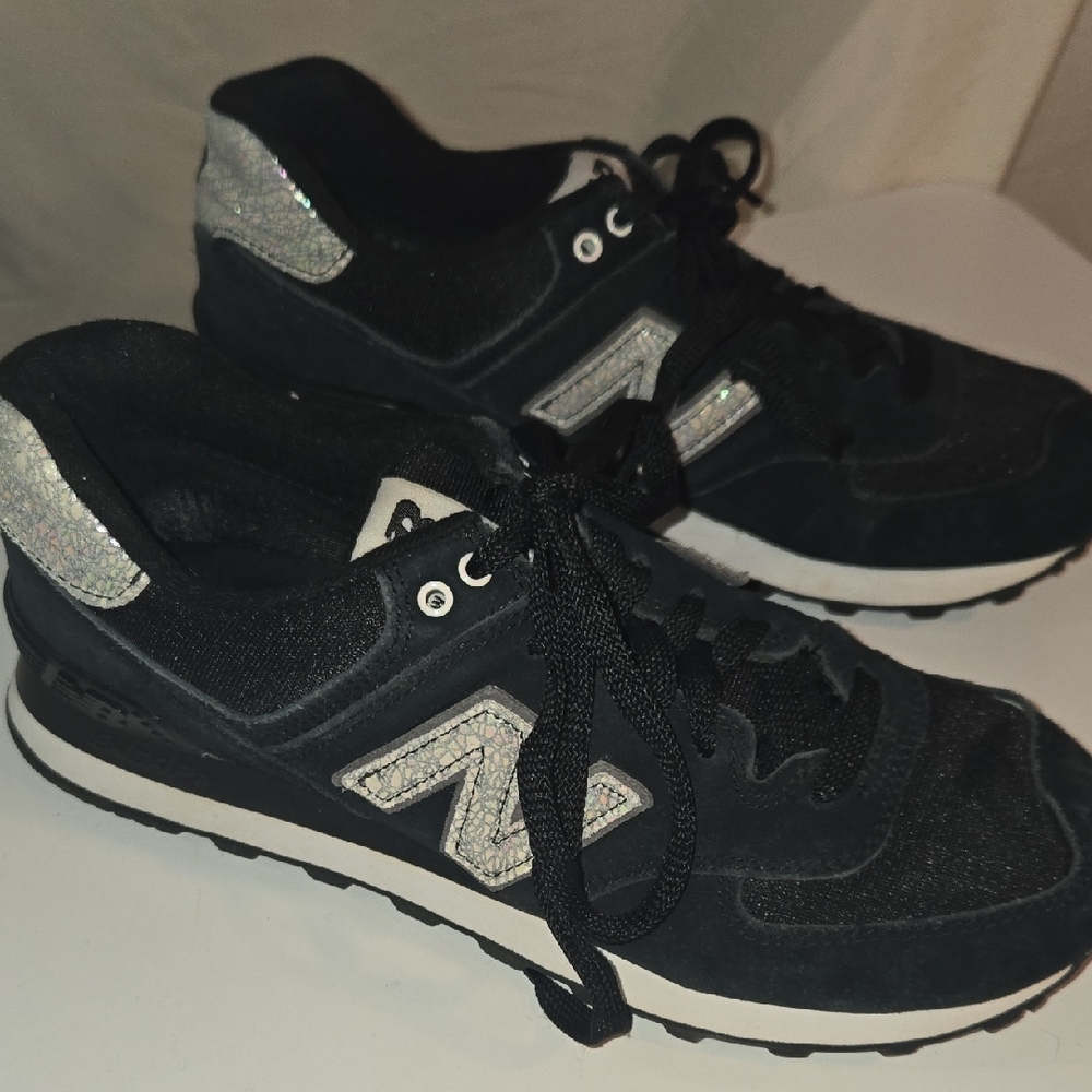 New Balance Black and Silver Running Shoes
